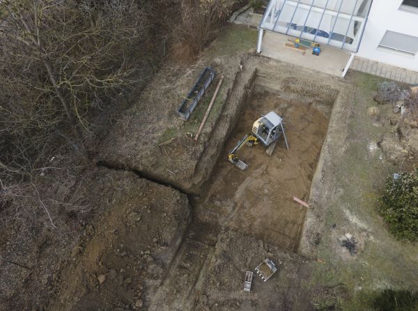 Cost of Pool Land Clearing in Newport Beach